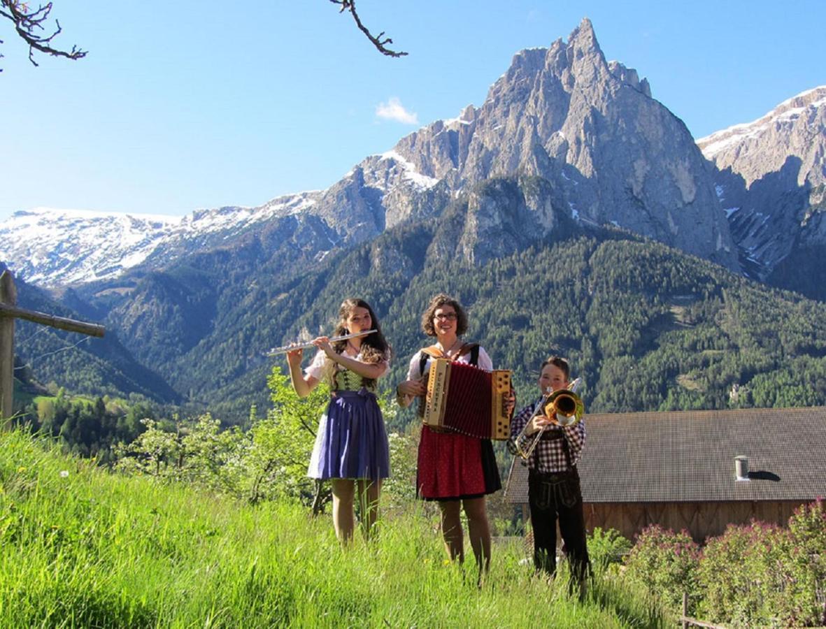 Schildberghof Santner Apartamento Siusi Exterior foto